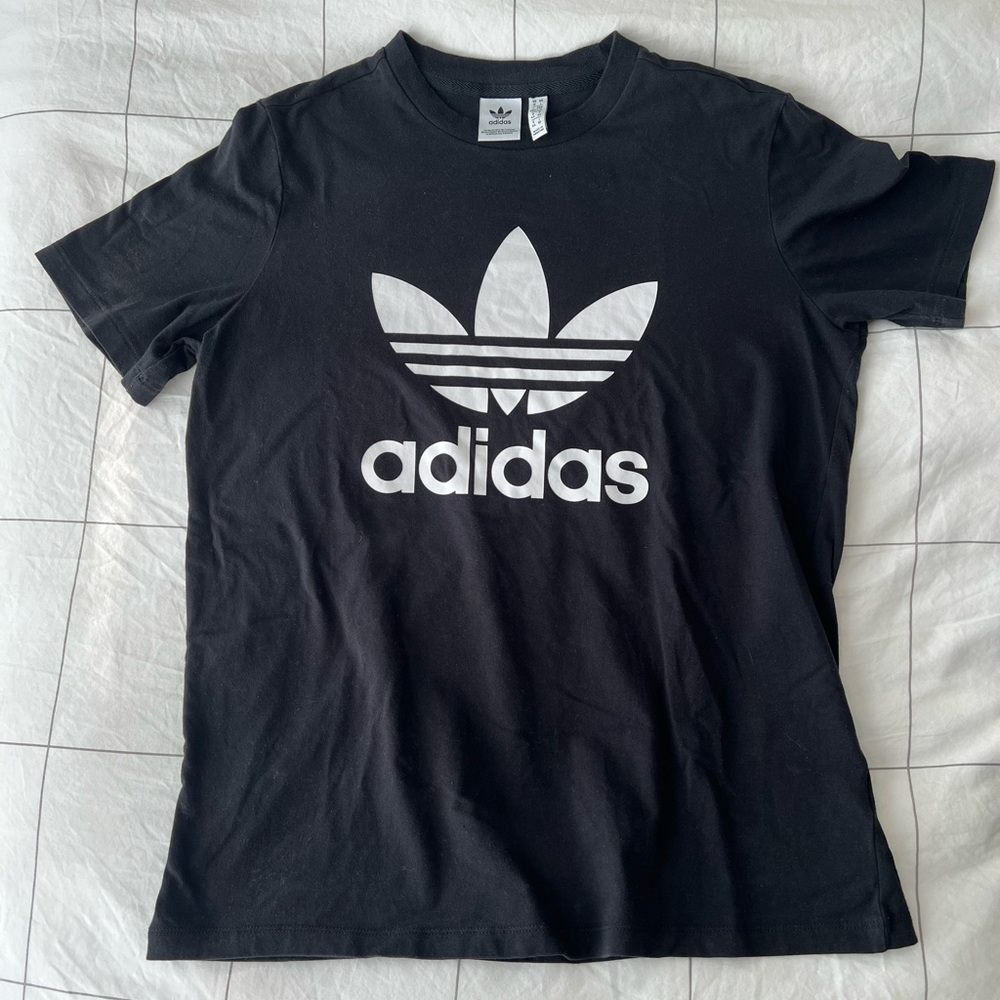 ADIDAS LOGO GRAPHIC TSHIRT WOMENS SIZE L